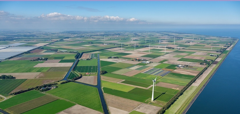  ‘Het tot ontwikkeling brengen van deze ‘Green Powerhouse Noordzee’ vraagt een planmatige aanpak voorbij 2030, te vergelijken met de Deltawerken. 